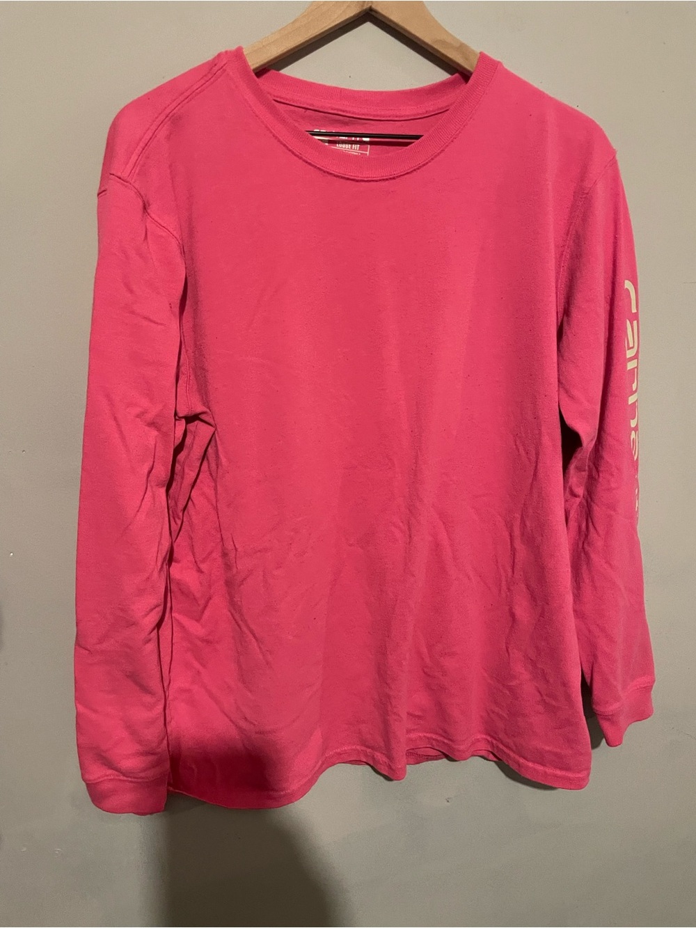 Carhartt Women’s XL Bright Pink Long-Sleeve Tee